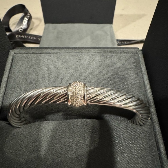 David Yurman Silver Cable Bracelet - Picture 1 of 4